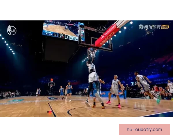 法尔名人赛21分20板爆发